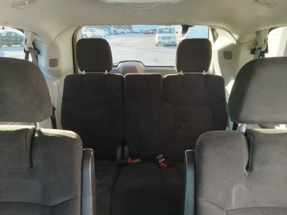 CHRYSLER TOWN & COUNTRY TOURI