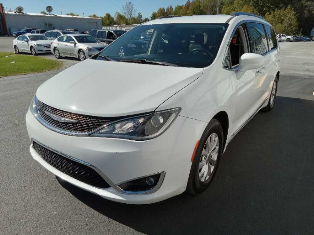 CHRYSLER PACIFICA TOURING L