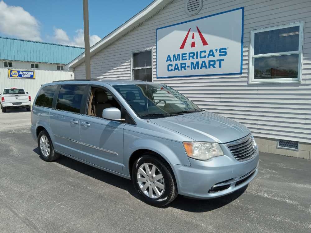 CHRYSLER TOWN & COUNTRY TOURI