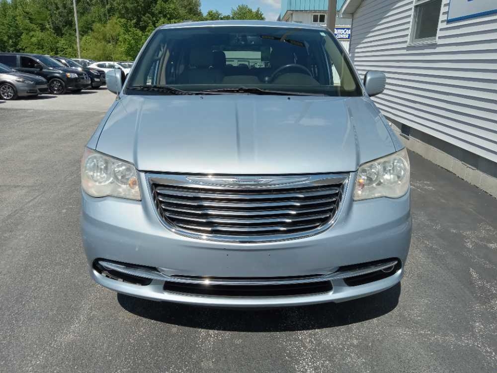 CHRYSLER TOWN & COUNTRY TOURI