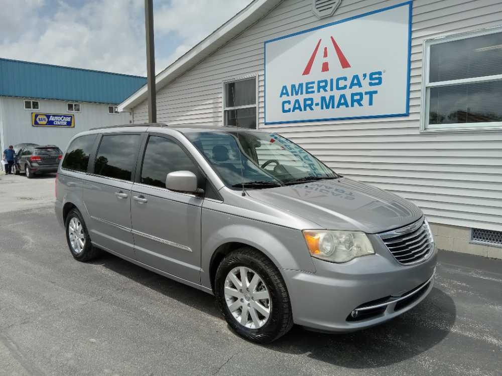 CHRYSLER TOWN & COUNTRY TOURI