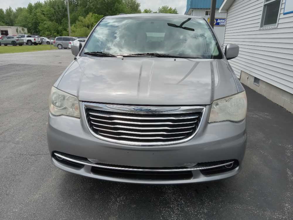 CHRYSLER TOWN & COUNTRY TOURI
