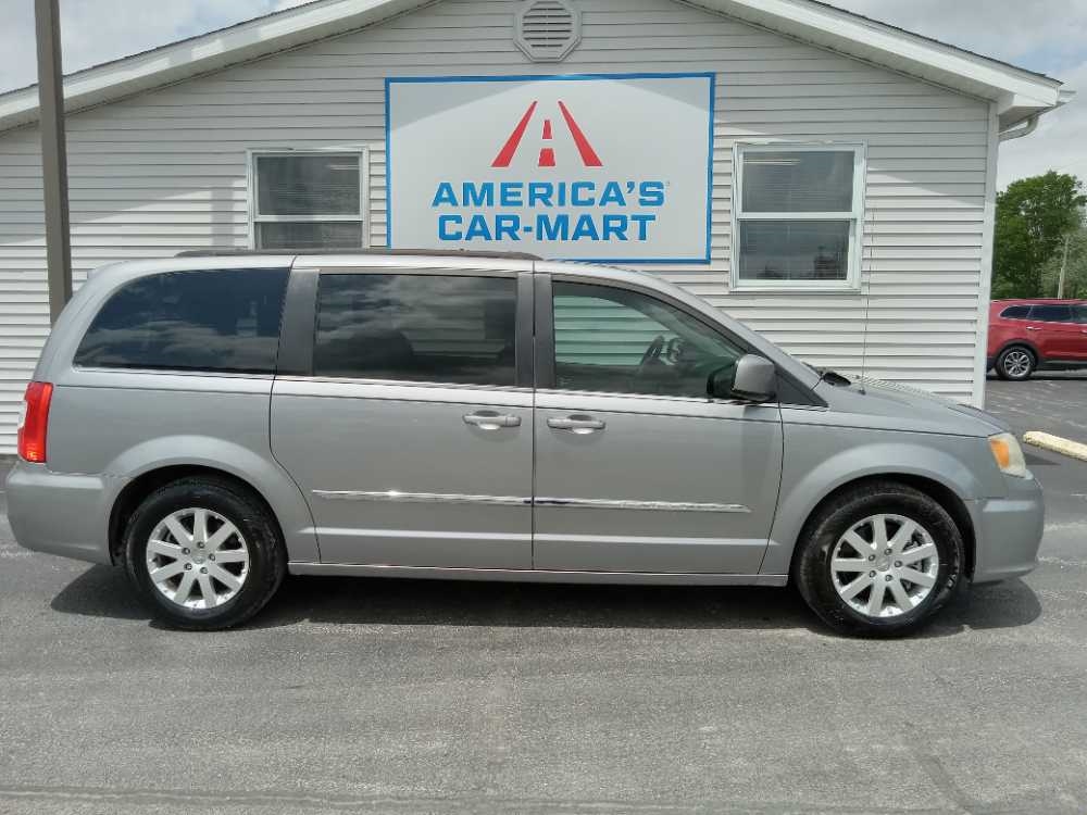 CHRYSLER TOWN & COUNTRY TOURI