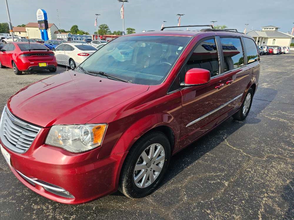 CHRYSLER TOWN & COUNTRY TOURI