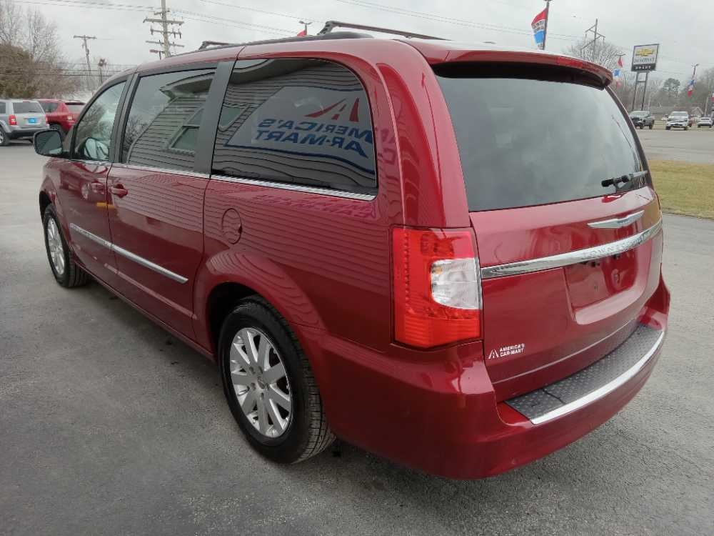CHRYSLER TOWN & COUNTRY TOURI