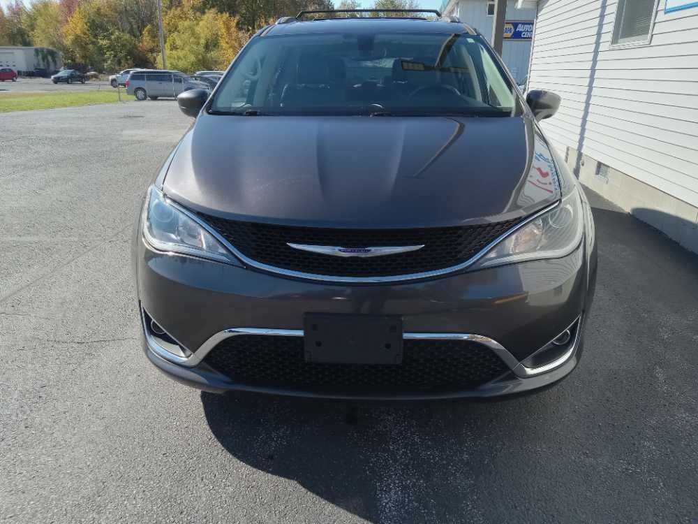 CHRYSLER PACIFICA TOURING L