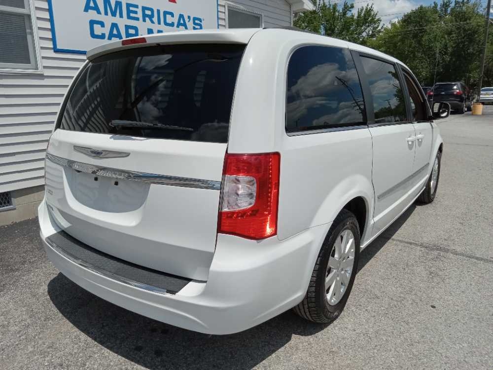 CHRYSLER TOWN & COUNTRY TOURI