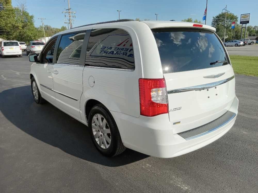 CHRYSLER TOWN & COUNTRY TOURI