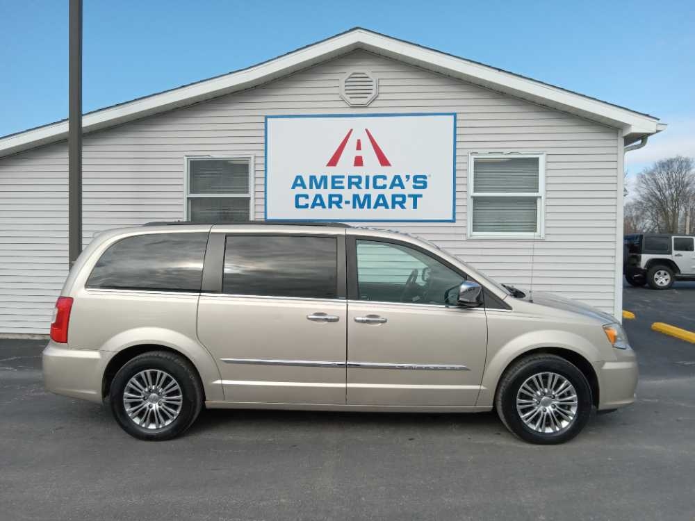 CHRYSLER TOWN & COUNTRY TOURI