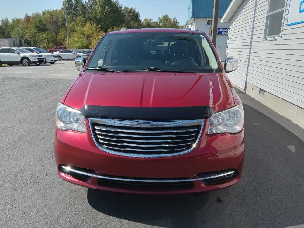 CHRYSLER TOWN & COUNTRY TOURI