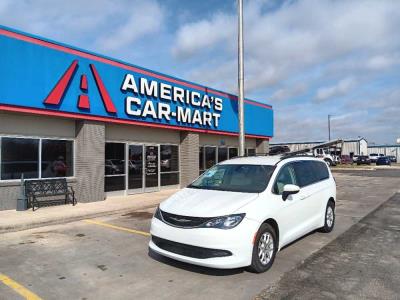 2021 Chrysler Voyager