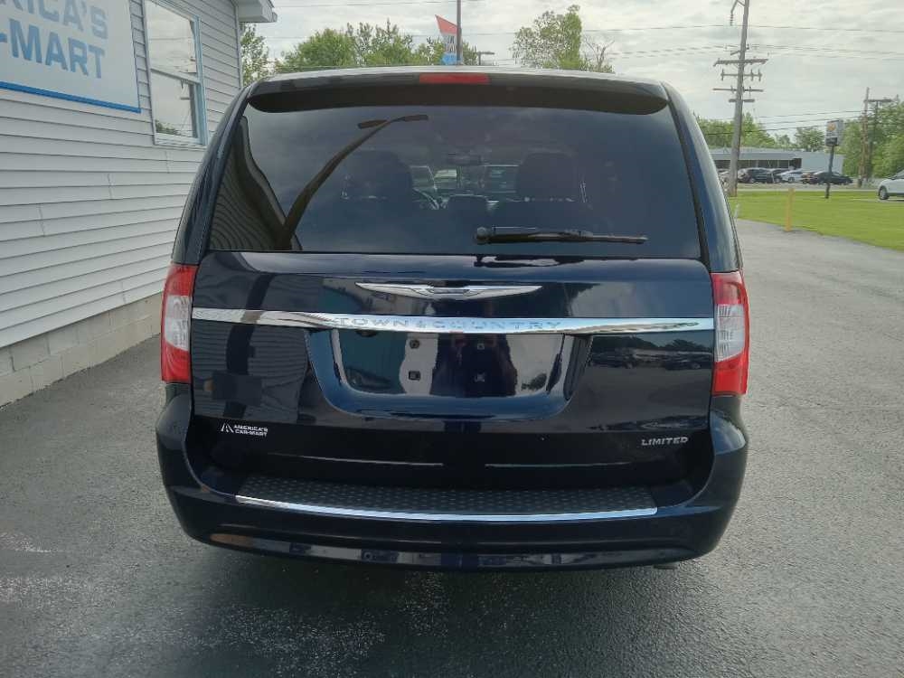 CHRYSLER TOWN & COUNTRY LIMIT