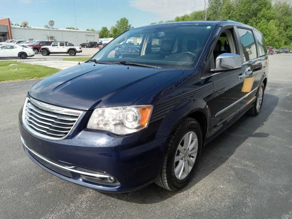 2015 CHRYSLER TOWN & COUNTRY LIMIT