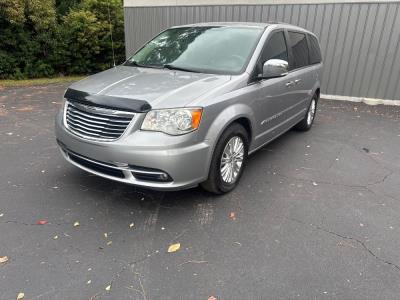 2016 Chrysler Town & Country