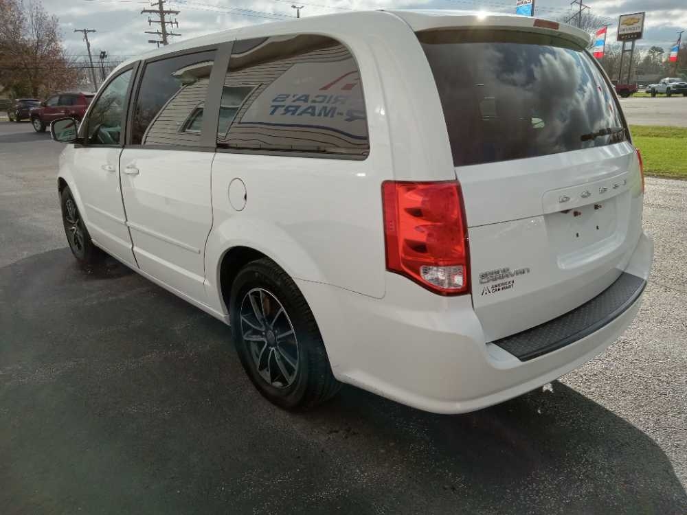 DODGE GRAND CARAVAN SE