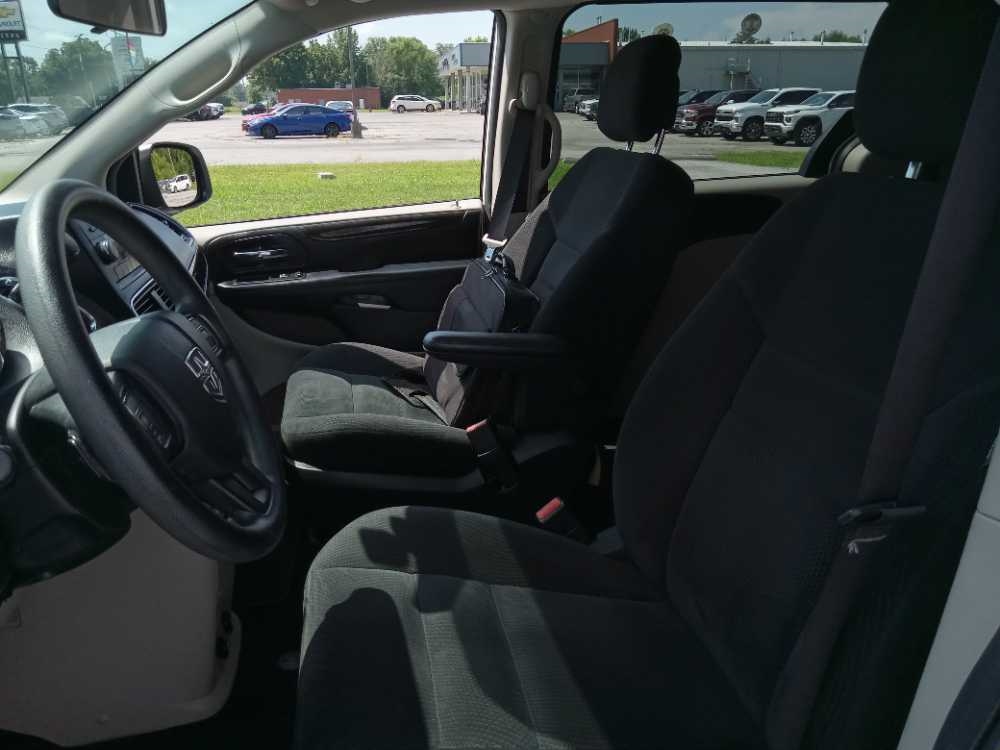 DODGE GRAND CARAVAN SE