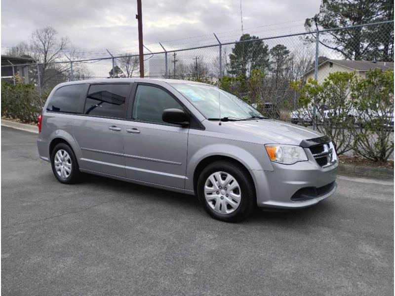2016 Dodge Grand Caravan SE's photo
