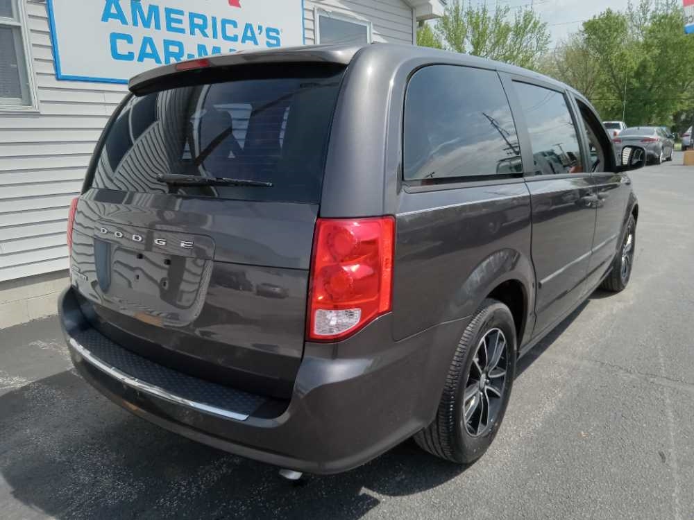 DODGE GRAND CARAVAN SE
