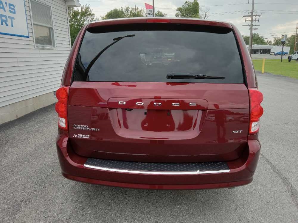 DODGE GRAND CARAVAN SXT