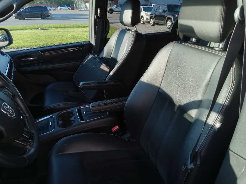 DODGE GRAND CARAVAN SXT