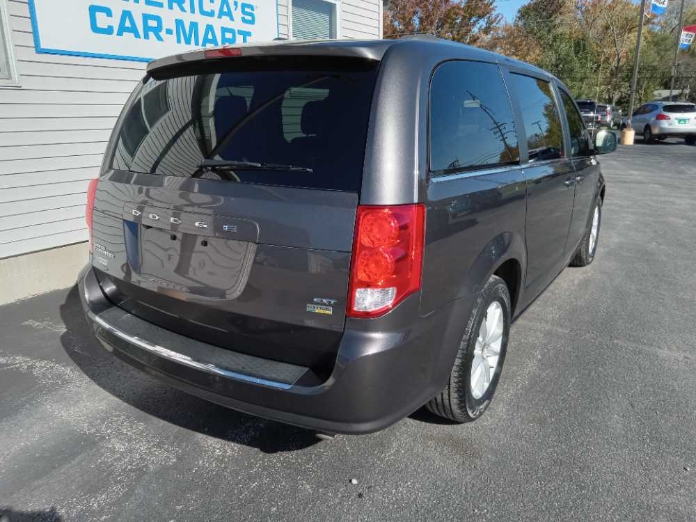 DODGE GRAND CARAVAN SXT