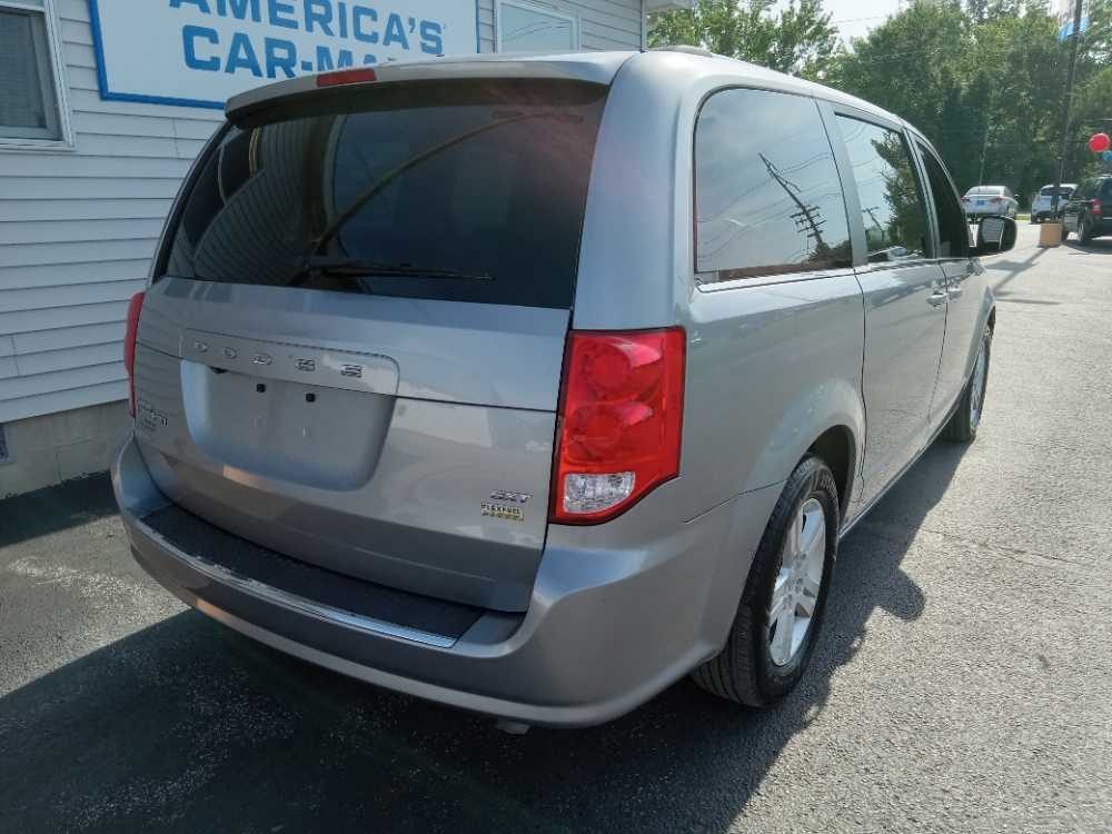 DODGE GRAND CARAVAN SXT