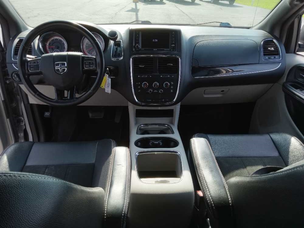 DODGE GRAND CARAVAN SXT