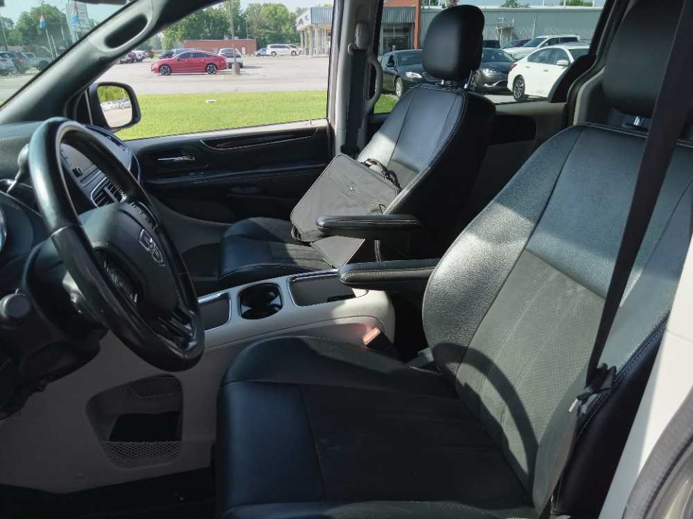 DODGE GRAND CARAVAN SXT