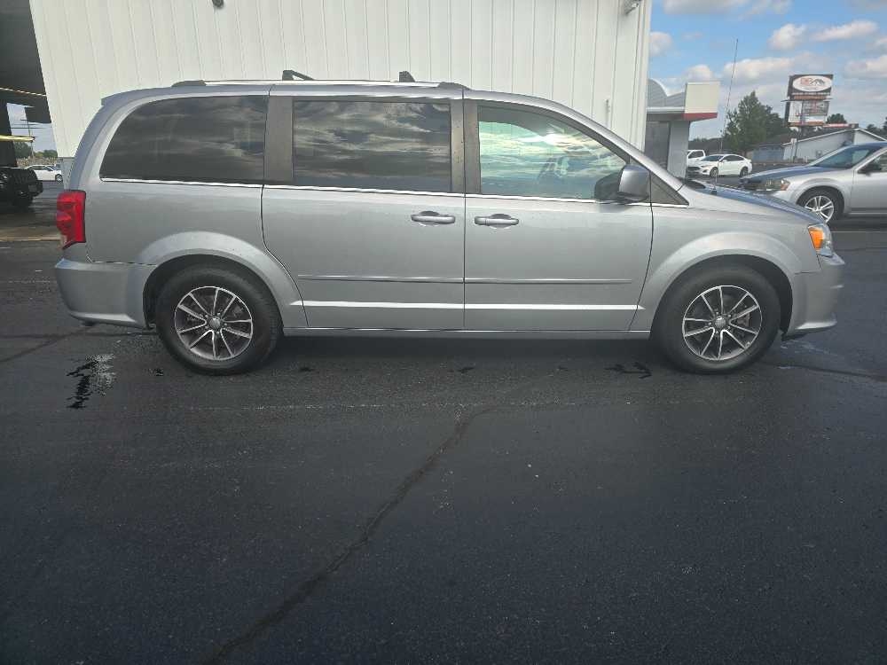 DODGE GRAND CARAVAN SXT