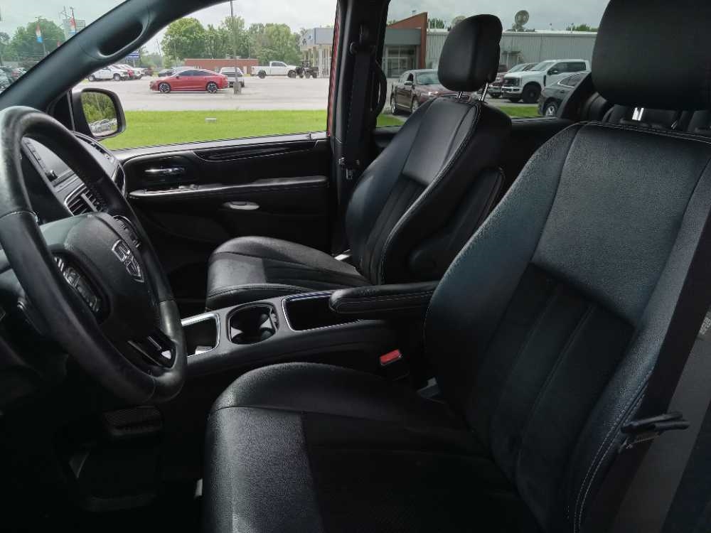 DODGE GRAND CARAVAN SXT