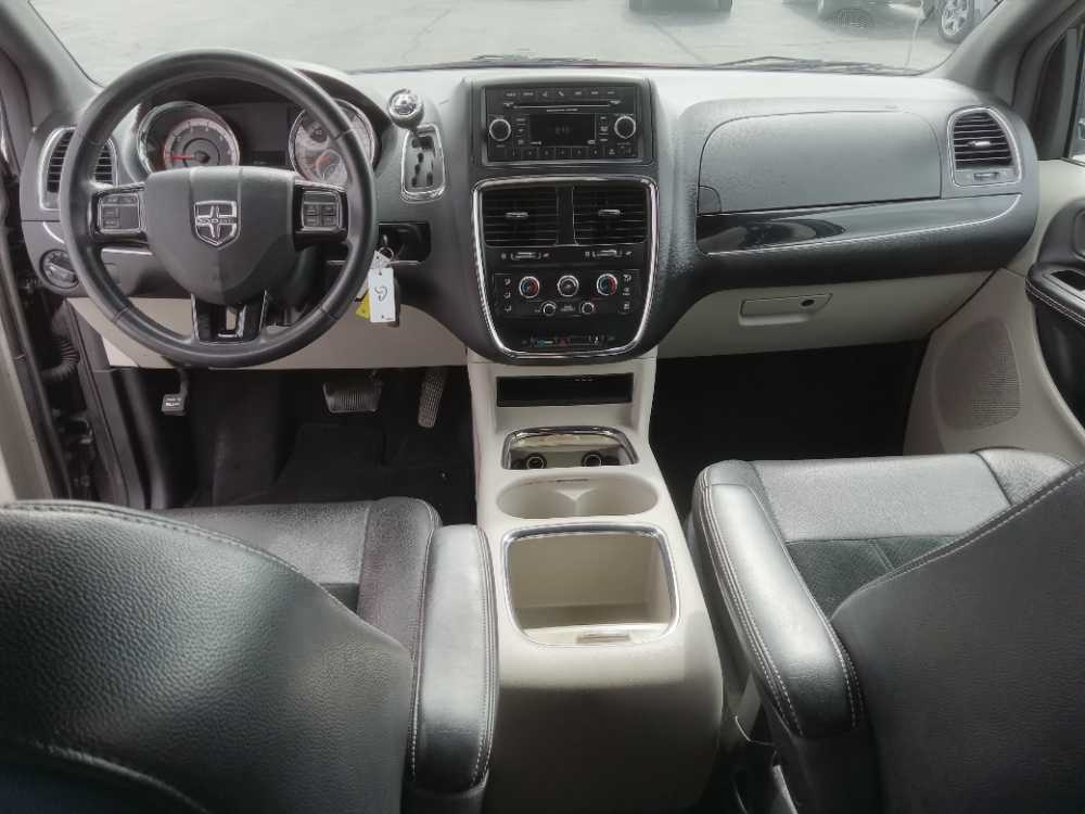 DODGE GRAND CARAVAN SXT