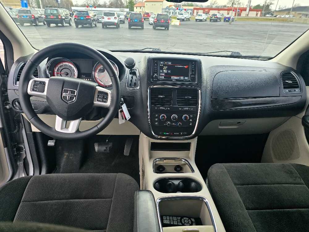 DODGE GRAND CARAVAN SXT