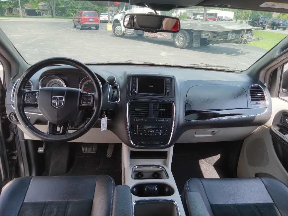 DODGE GRAND CARAVAN SXT