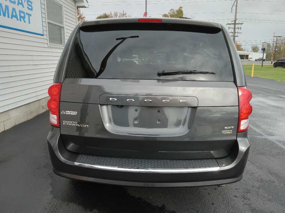 DODGE GRAND CARAVAN SXT