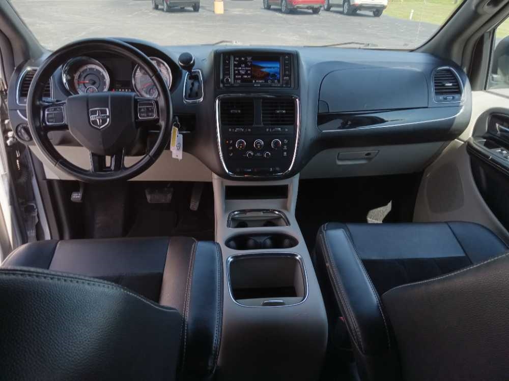 DODGE GRAND CARAVAN SXT