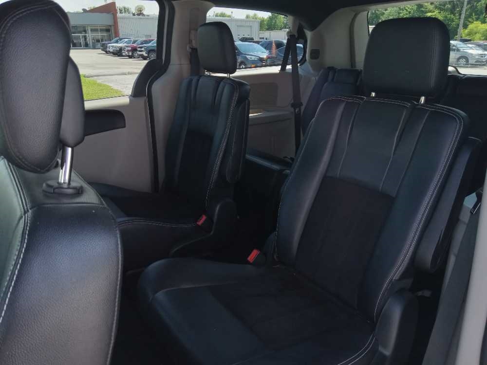 DODGE GRAND CARAVAN SXT