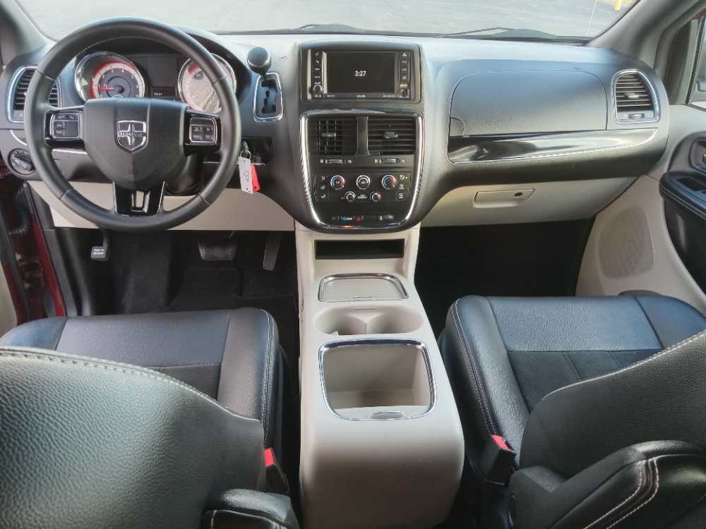 DODGE GRAND CARAVAN SXT