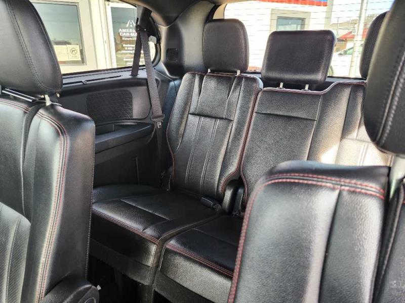 2017 Dodge Grand Caravan GT's photo