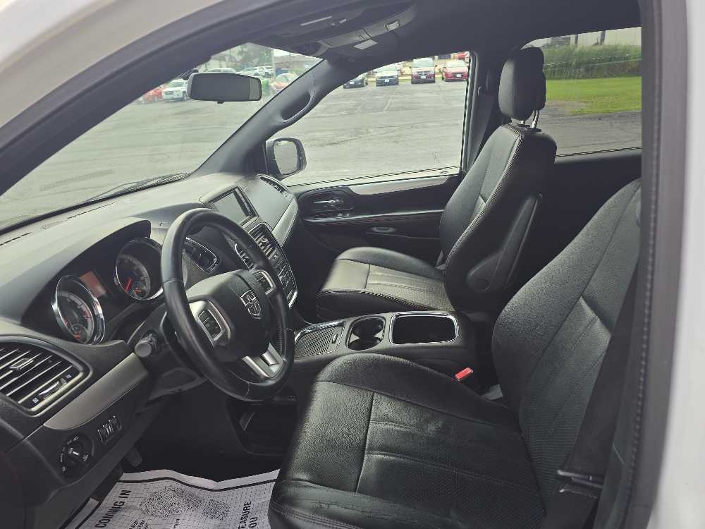 DODGE GRAND CARAVAN R/T