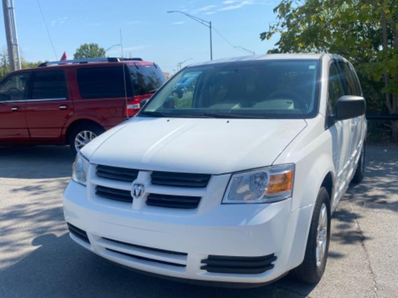 2010 Dodge Grand Caravan SE's photo