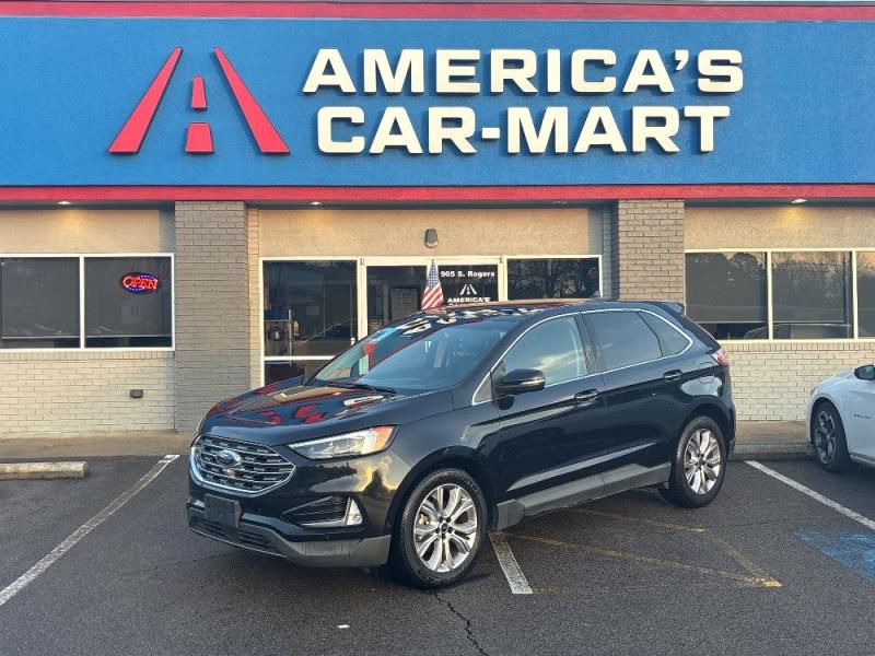 2019 Ford Edge Titanium's photo