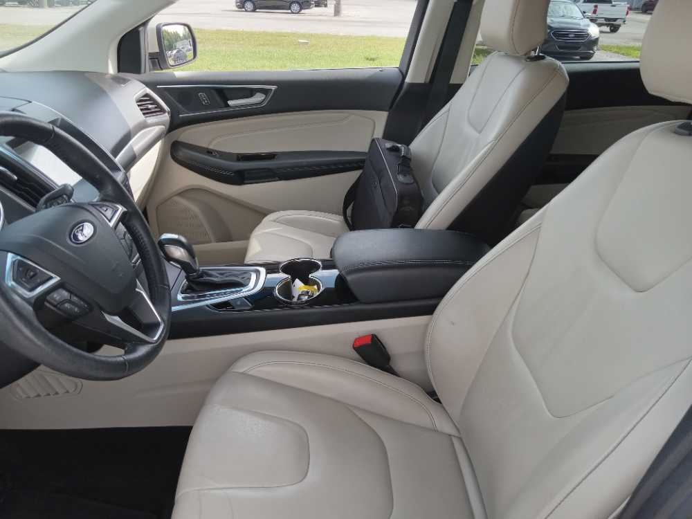 FORD EDGE TITANIUM