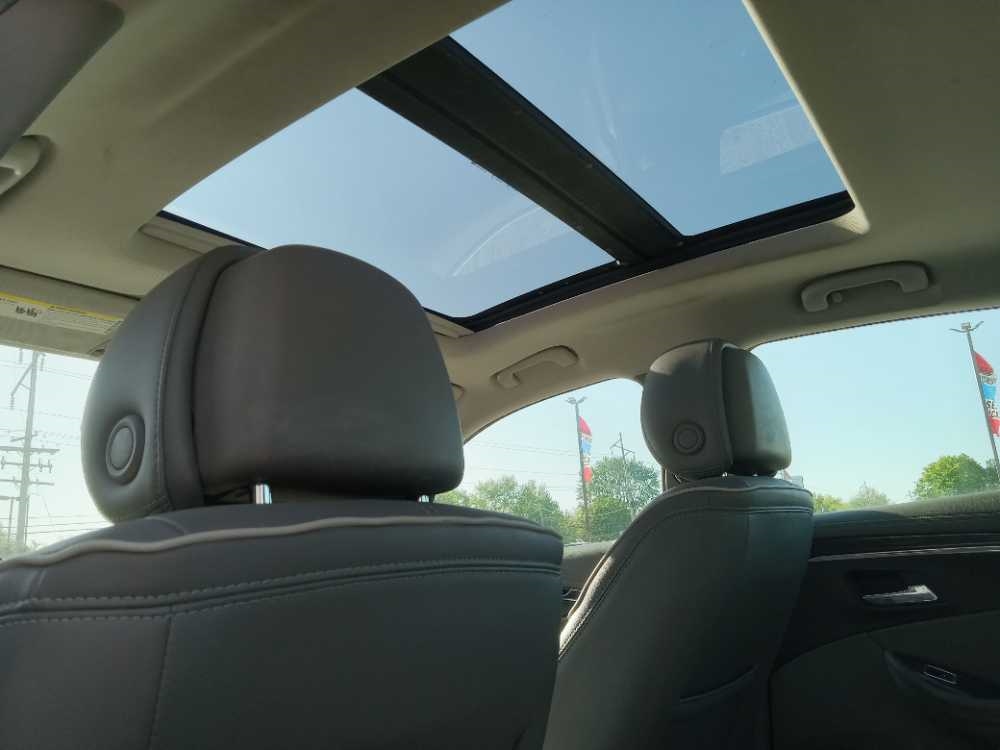 CHEVROLET IMPALA 2LT