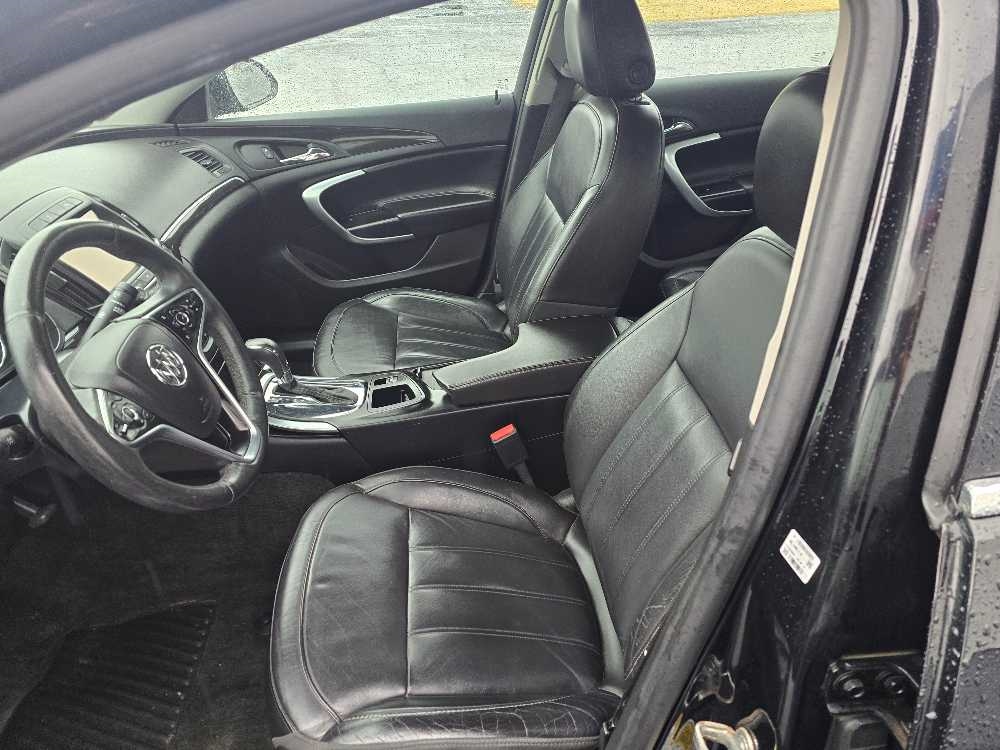 BUICK REGAL PREMIUM 1