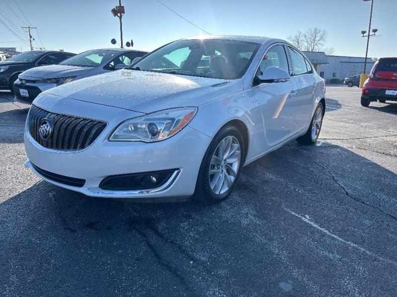2016 Buick Regal Premium 2's photo