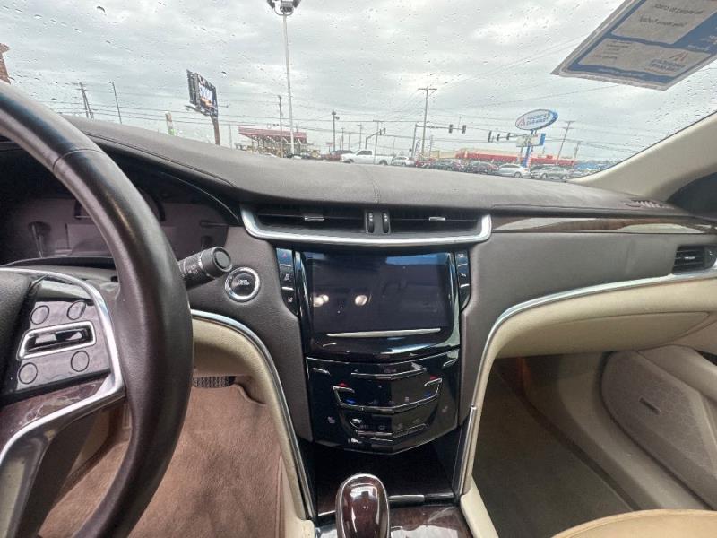 2016 Cadillac XTS Luxury Collection's photo