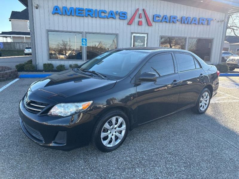 2013 Toyota Corolla LE's photo