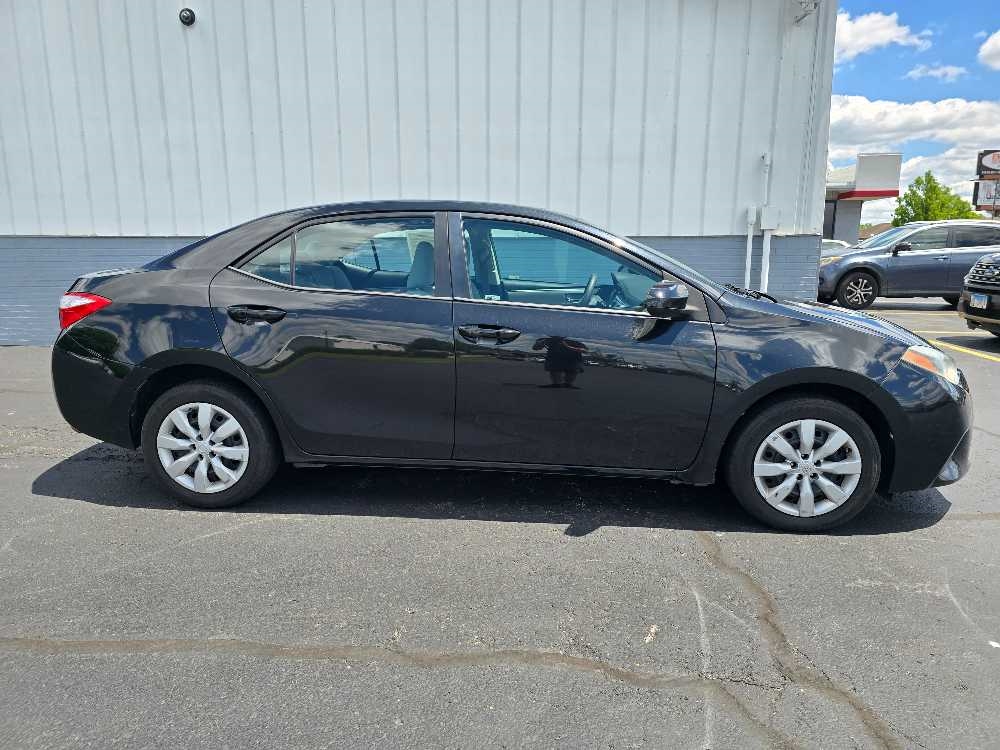 TOYOTA COROLLA S; LE; L