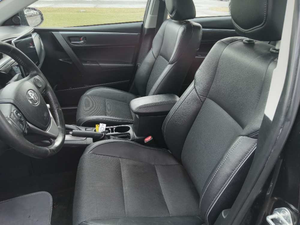 TOYOTA COROLLA S; LE; L