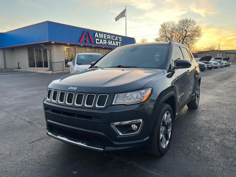2018 Jeep Compass Limited's photo